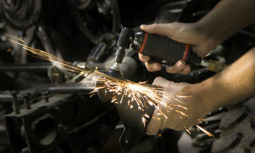Mac Tools has introduced a new line of pneumatic die grinders.