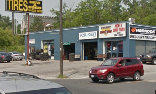 Discount Tire City in Richmond Hill. Fire crews responsed to a blaze at the location over the weekend. Image courtesy of Google Street View.