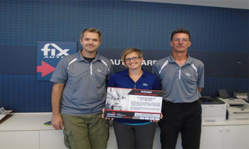 From left: Todd Roberts, Kim Roberts, Greg Dunn of Fix Auto Barrie North. It was recently announced that Fix Auto Barrie North has achieved recognition under the Canadian Collision Industry Accreditation Program (CCIAP).